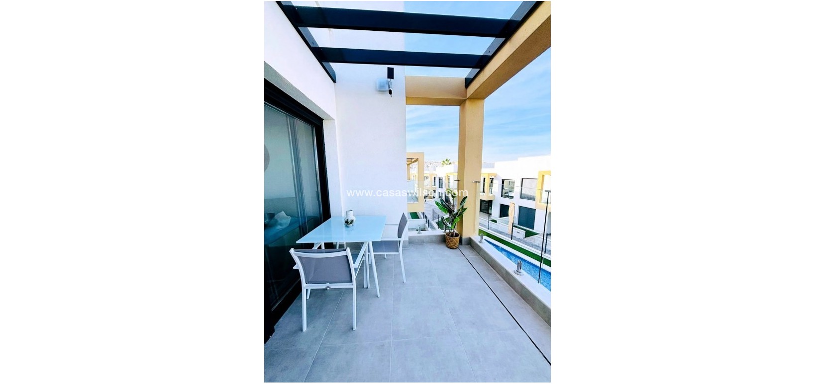 Sale - Appartement - Las Filipinas - Inland