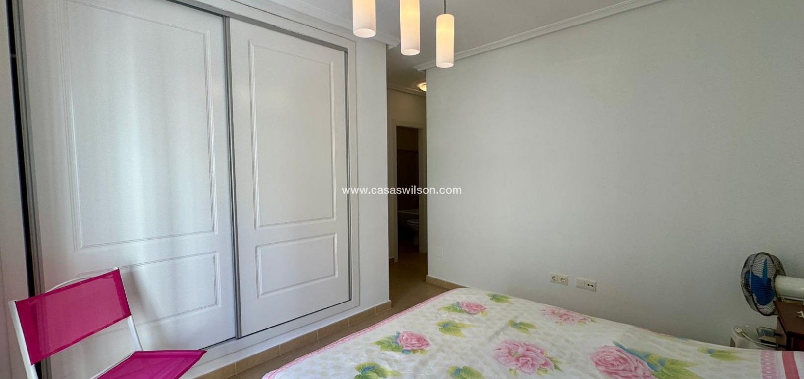 Sale - Apartment - Villamartin - Costa Blanca