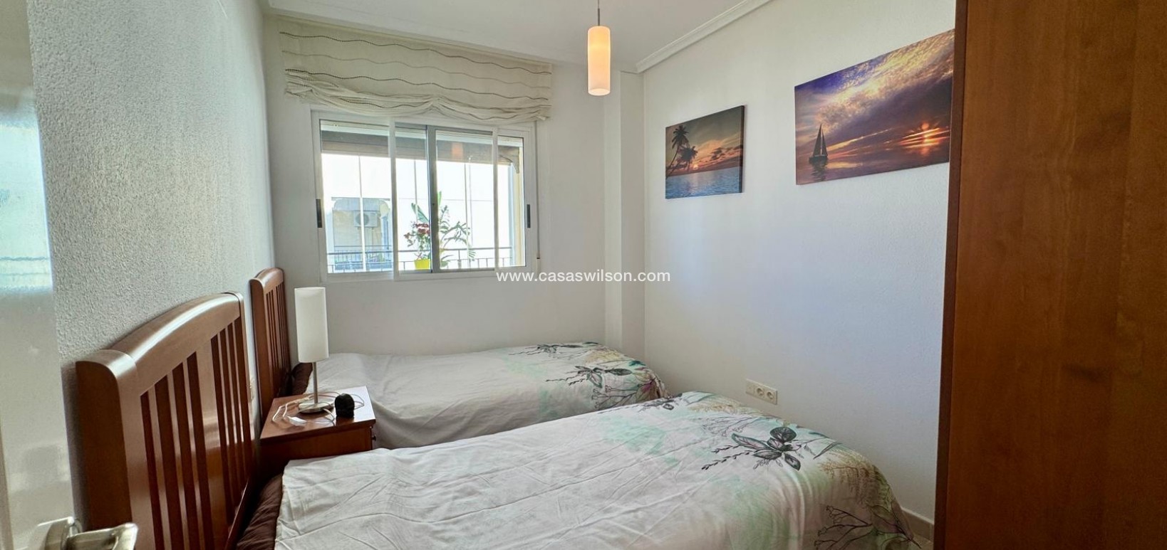 Sale - Apartment - Villamartin - Costa Blanca