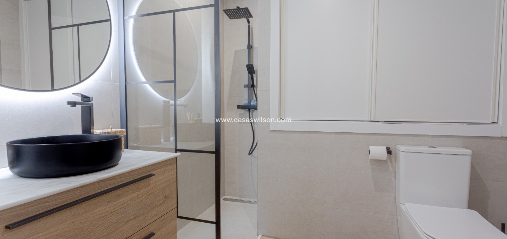 Sale - Villa - Torrevieja - Costa Blanca