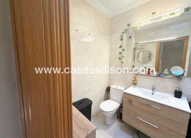 Sale - Townhouse - Torrevieja - El Limonar