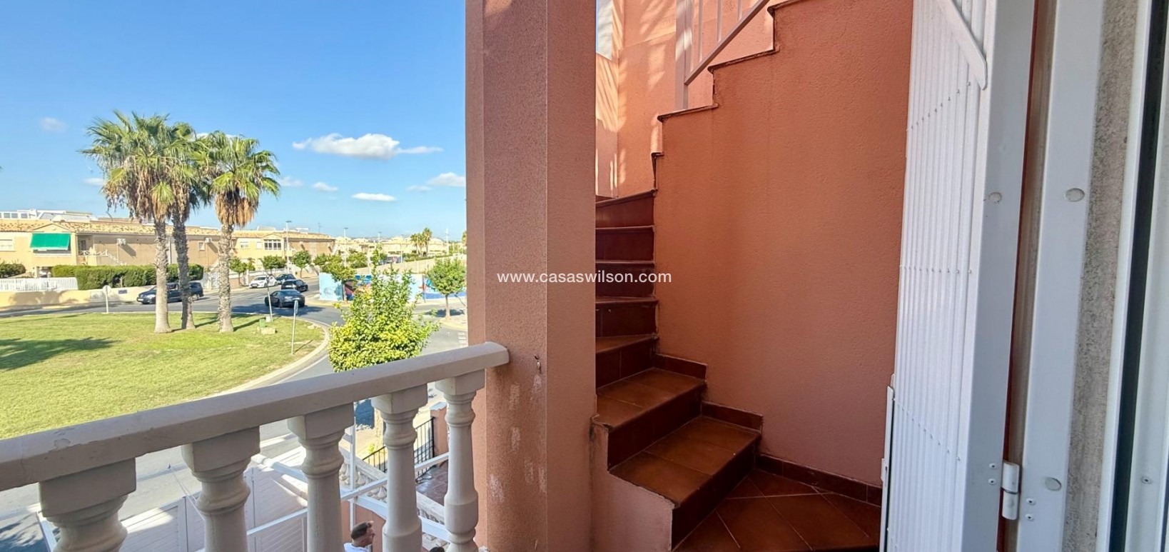 Sale - Townhouse - Torrevieja - El Limonar