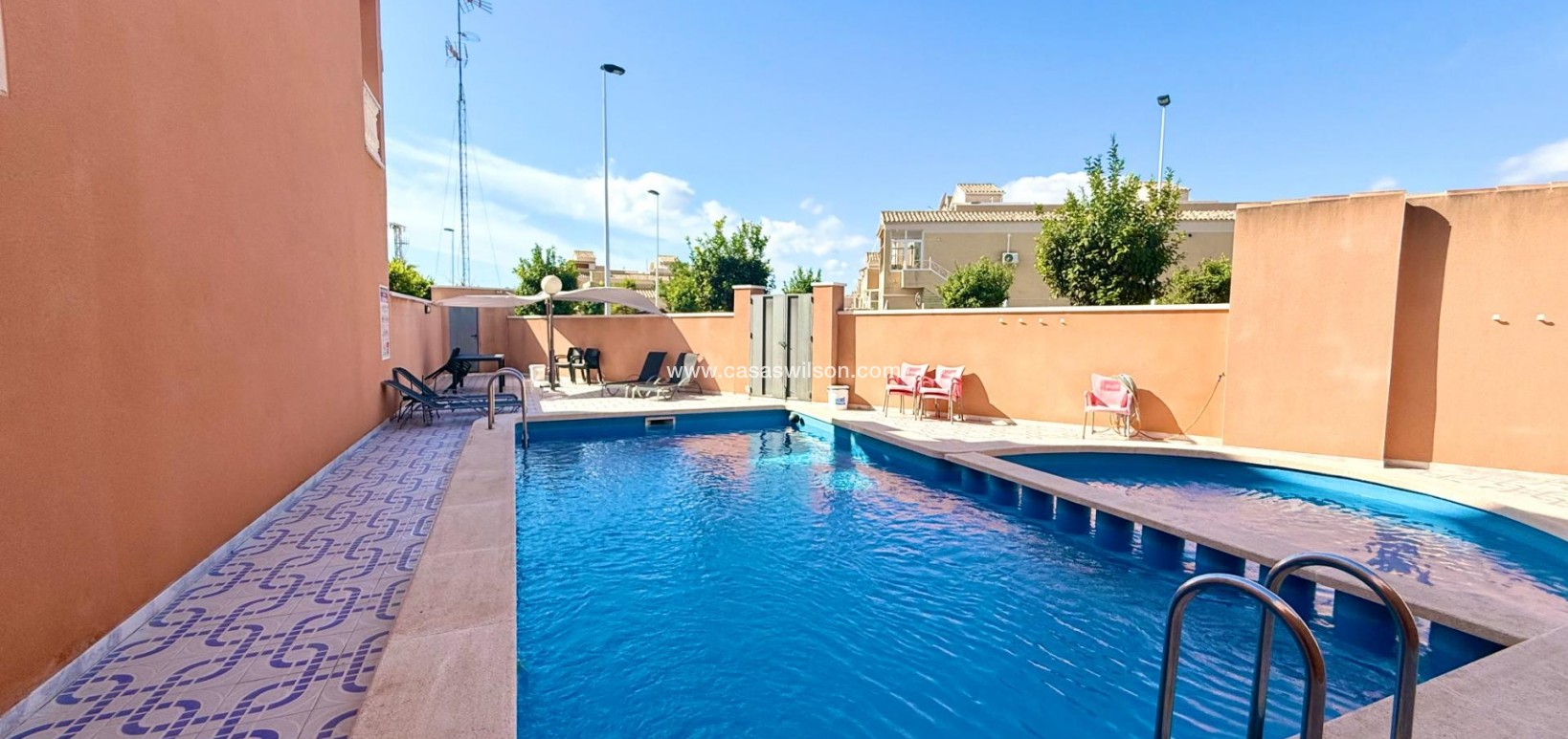Sale - Townhouse - Torrevieja - El Limonar