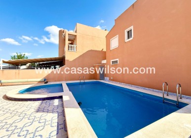 Sale - Townhouse - Torrevieja - El Limonar