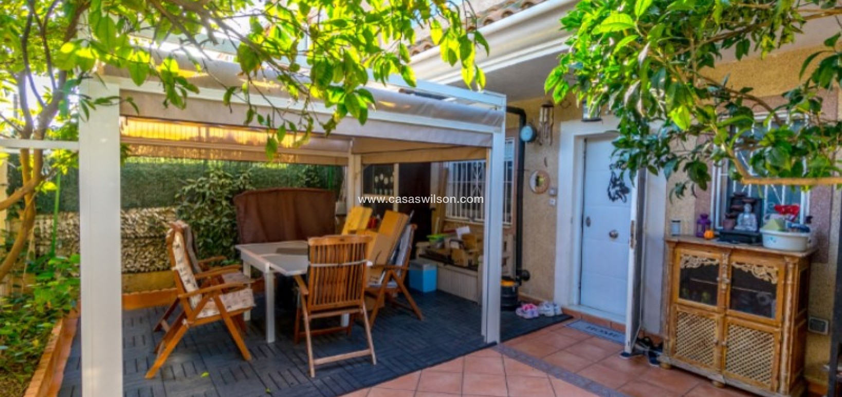 Sale - Townhouse - Torrevieja - Costa Blanca