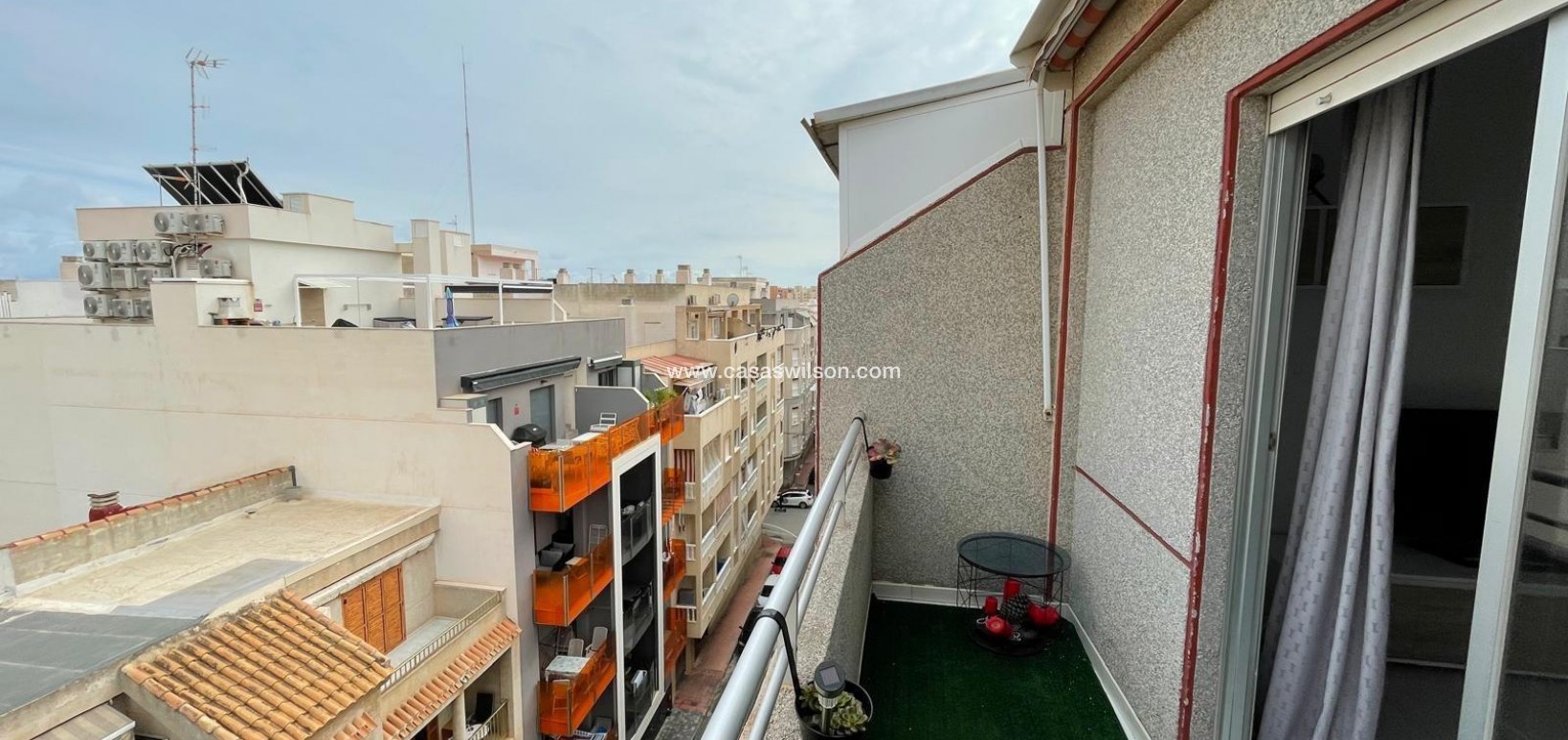 Sale - Apartment - Torrevieja - Centro