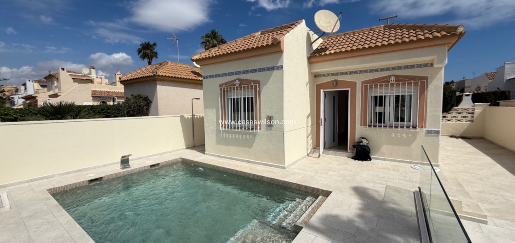 Sale - Villa - Torrevieja - Costa Blanca