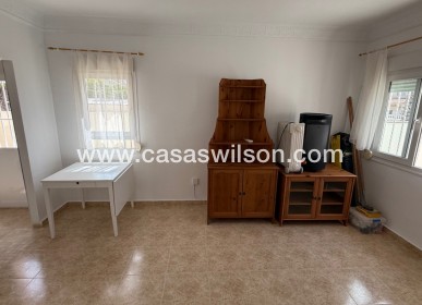 Sale - Villa - Torrevieja - Costa Blanca