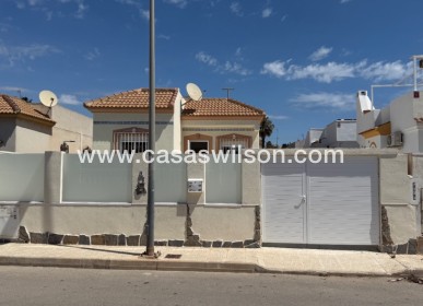 Sale - Villa - Torrevieja - Costa Blanca