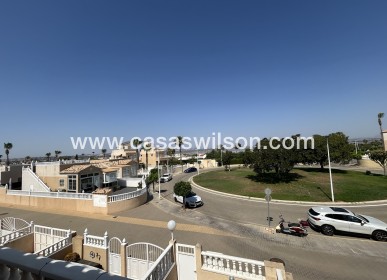 Sale - Townhouse - Torrevieja - Costa Blanca