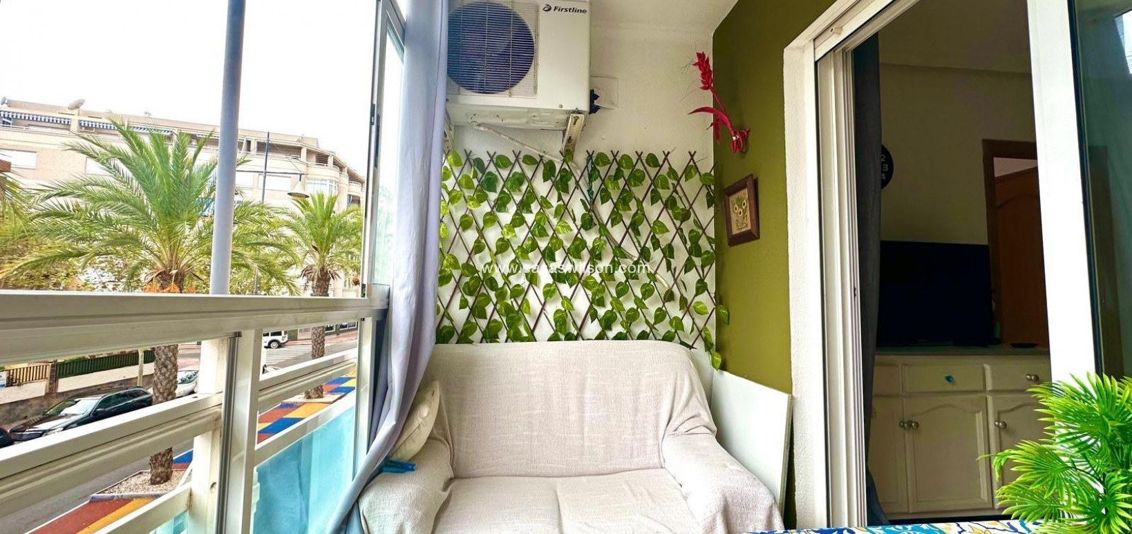 Sale - Apartment - Torrevieja - Playa del Cura