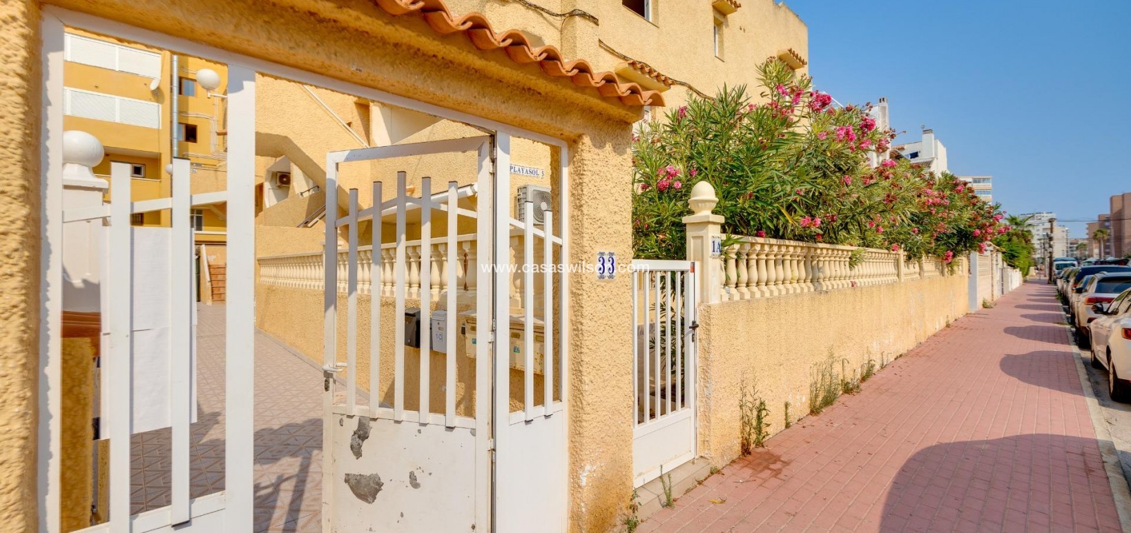 Sale - Apartment - Torrevieja - La Mata