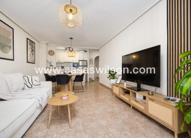 Sale - Apartment - Torrevieja - Centro