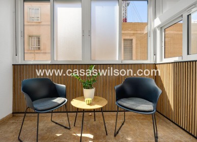 Sale - Apartment - Torrevieja - Centro