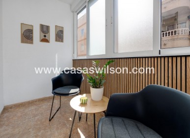 Sale - Apartment - Torrevieja - Centro