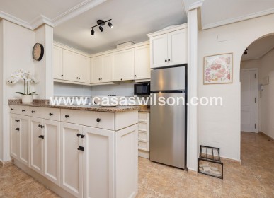 Sale - Apartment - Torrevieja - Centro