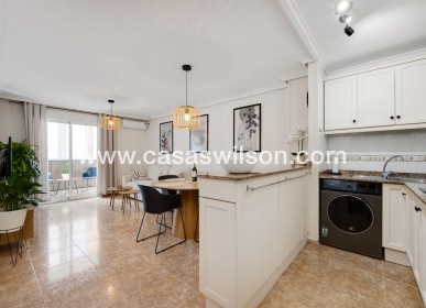 Sale - Apartment - Torrevieja - Centro