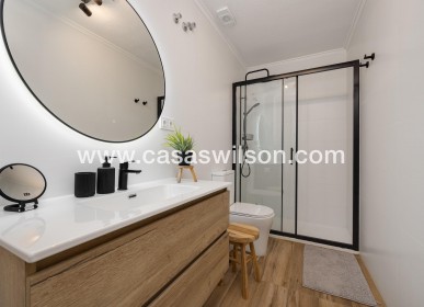 Sale - Apartment - Torrevieja - Centro