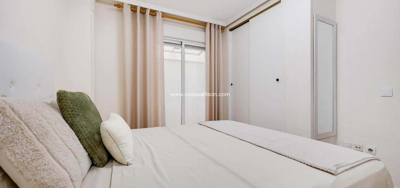 Sale - Apartment - Torrevieja - Centro