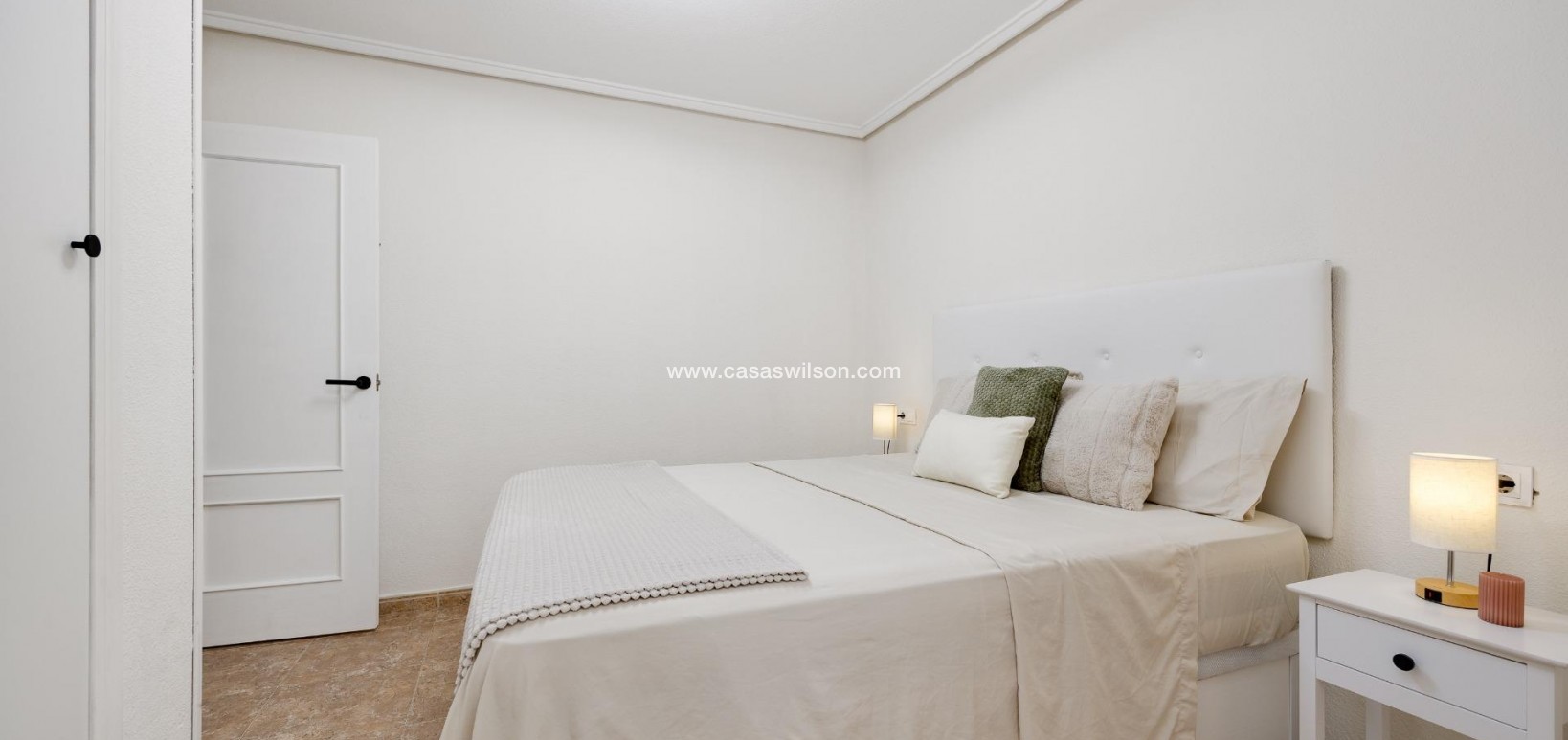Sale - Apartment - Torrevieja - Centro
