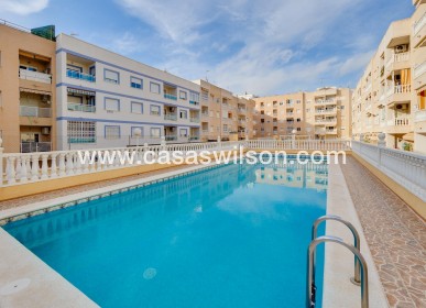 Sale - Apartment - Torrevieja - Centro
