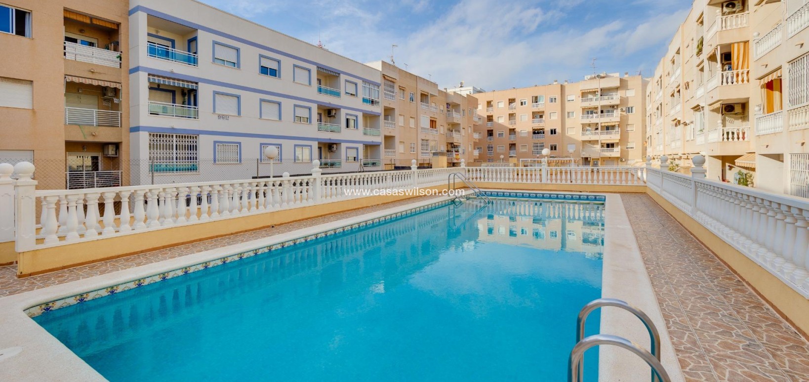 Sale - Apartment - Torrevieja - Centro