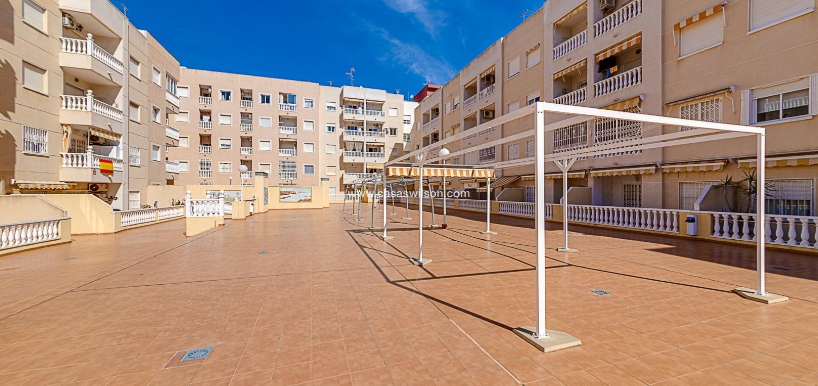 Sale - Apartment - Torrevieja - Centro