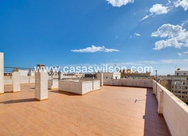 Sale - Apartment - Torrevieja - Centro