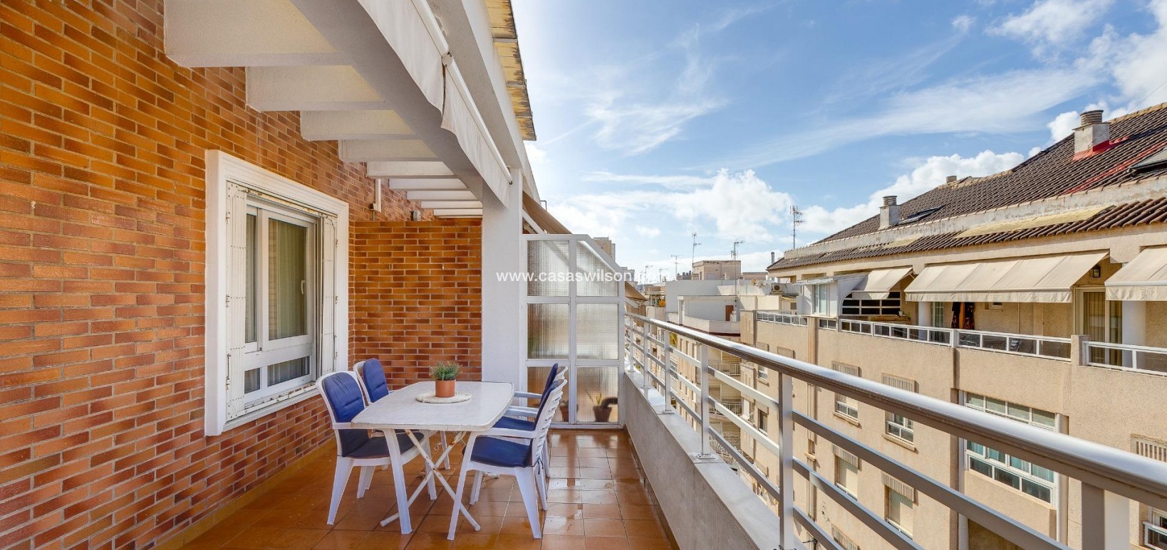 Sale - Appartement - Torrevieja - Paseo maritimo