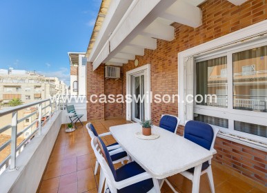 Sale - Appartement - Torrevieja - Paseo maritimo