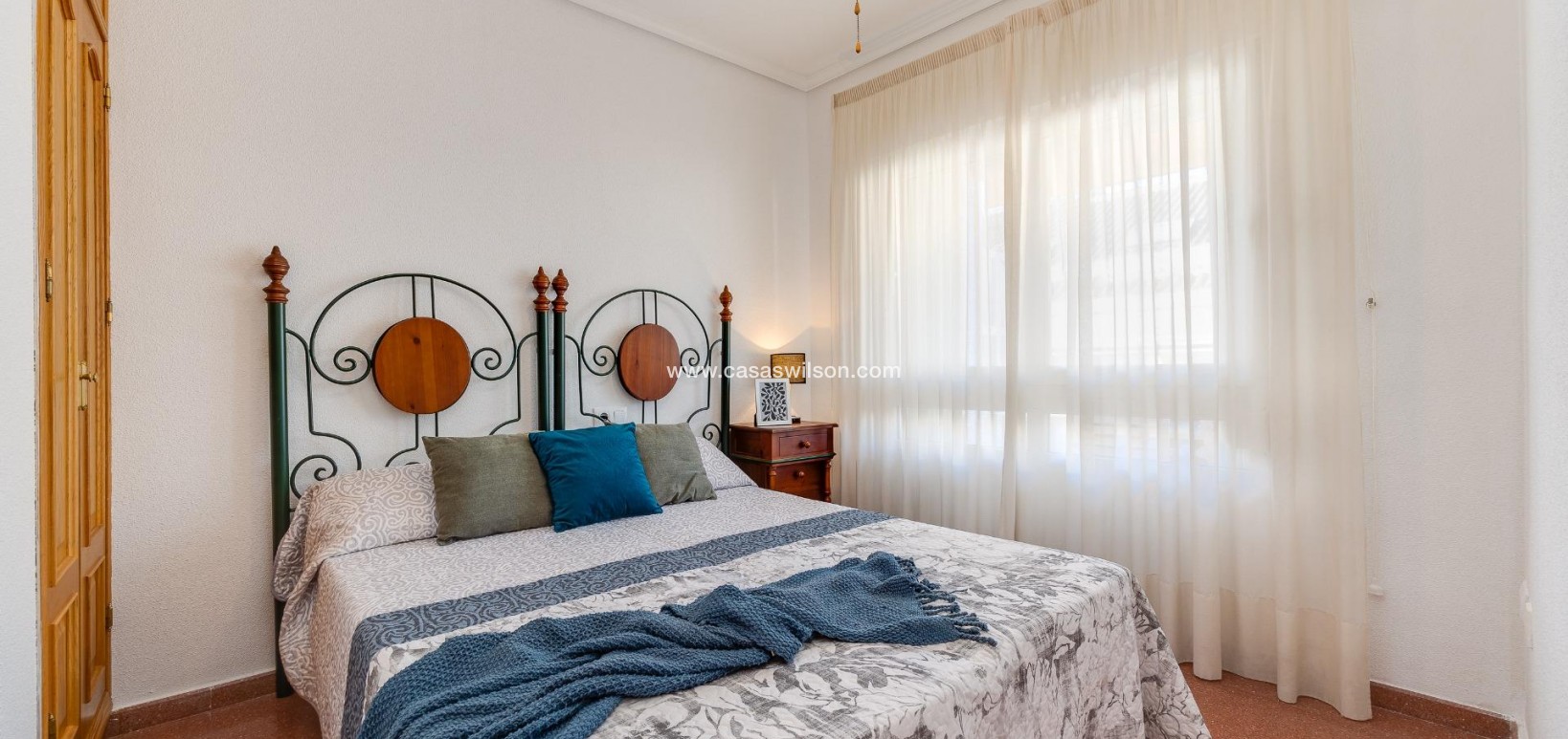 Sale - Appartement - Torrevieja - Paseo maritimo