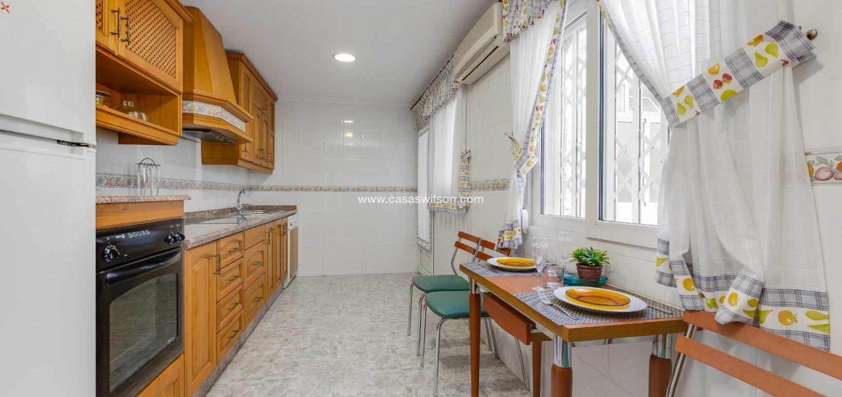 Sale - Appartement - Torrevieja - Paseo maritimo