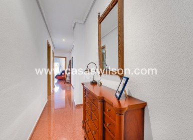 Sale - Appartement - Torrevieja - Paseo maritimo