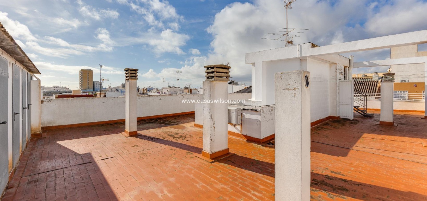 Sale - Appartement - Torrevieja - Paseo maritimo