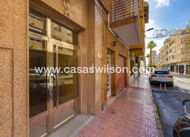 Sale - Appartement - Torrevieja - Paseo maritimo