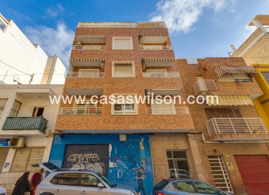 Sale - Appartement - Torrevieja - Paseo maritimo