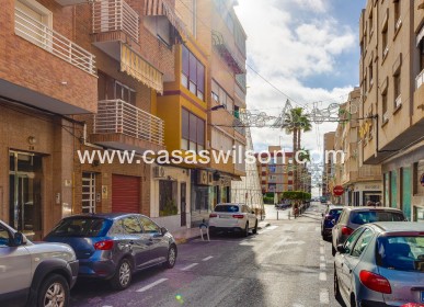 Sale - Appartement - Torrevieja - Paseo maritimo