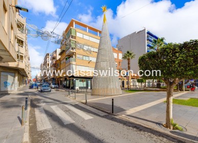 Sale - Appartement - Torrevieja - Paseo maritimo