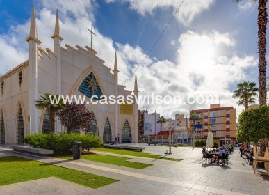 Sale - Appartement - Torrevieja - Paseo maritimo
