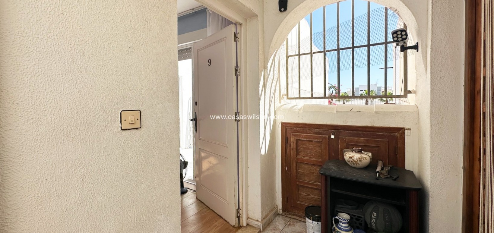 Sale - Bungalow - Orihuela Costa - Costa Blanca