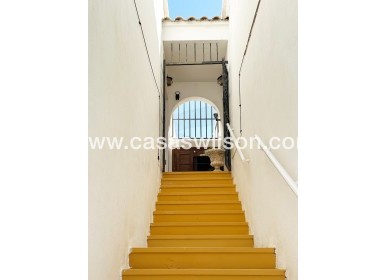 Sale - Bungalow - Orihuela Costa - Costa Blanca