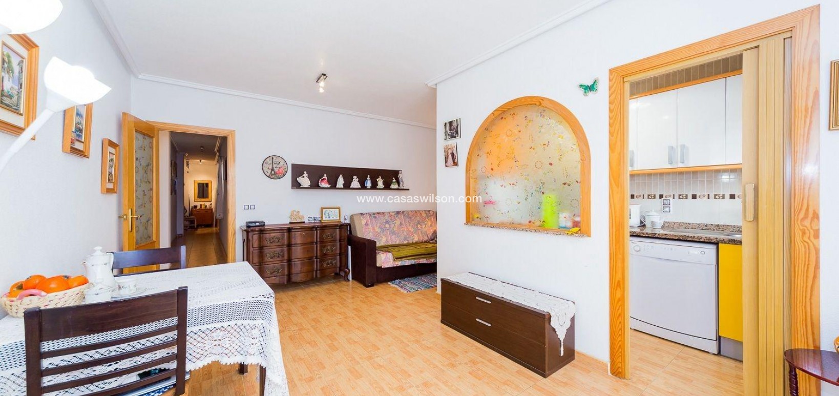 Sale - Apartment - Torrevieja - Centro