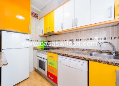 Sale - Apartment - Torrevieja - Centro