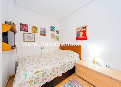 Sale - Apartment - Torrevieja - Centro