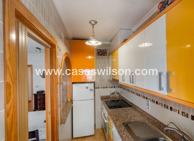 Sale - Apartment - Torrevieja - Centro