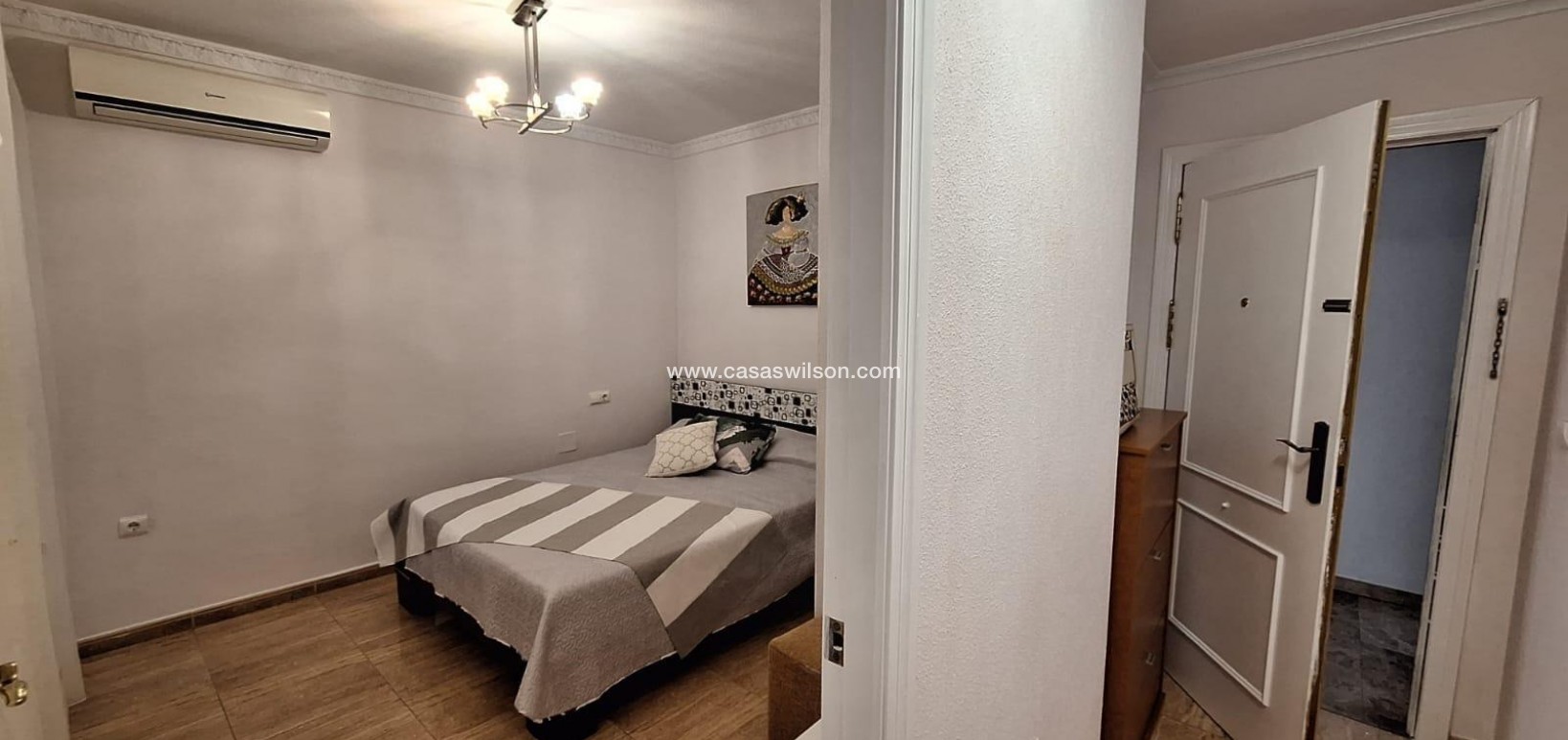 Sale - Apartment - Torrevieja - Playa del Cura