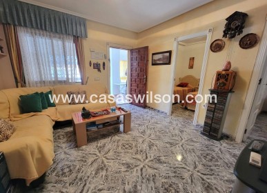 Sale - Bungalow - Torrevieja - Los Frutales