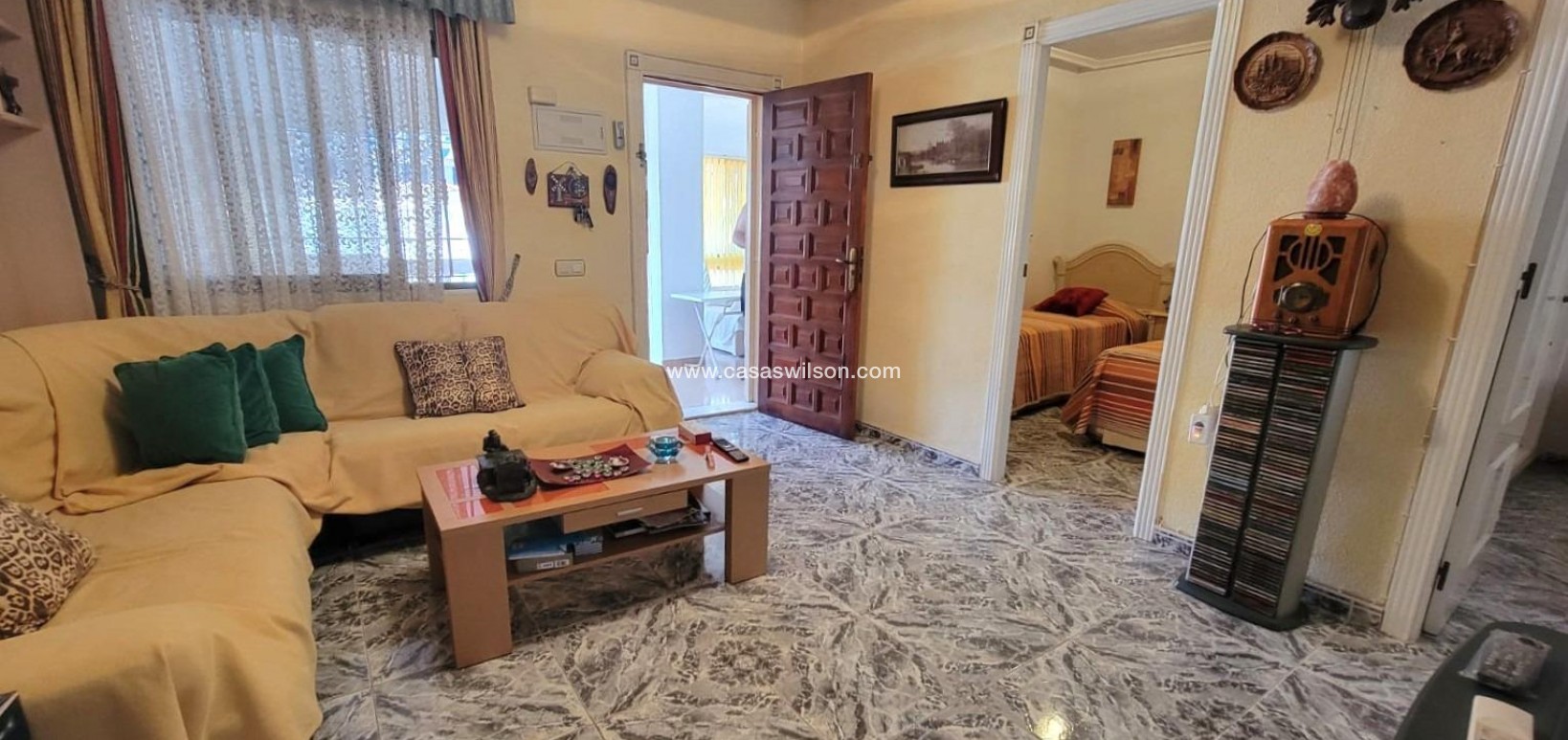 Sale - Bungalow - Torrevieja - Los Frutales