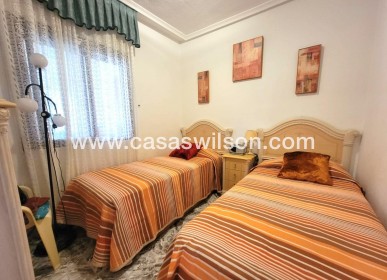 Sale - Bungalow - Torrevieja - Los Frutales