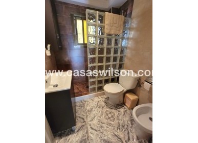 Sale - Bungalow - Torrevieja - Los Frutales